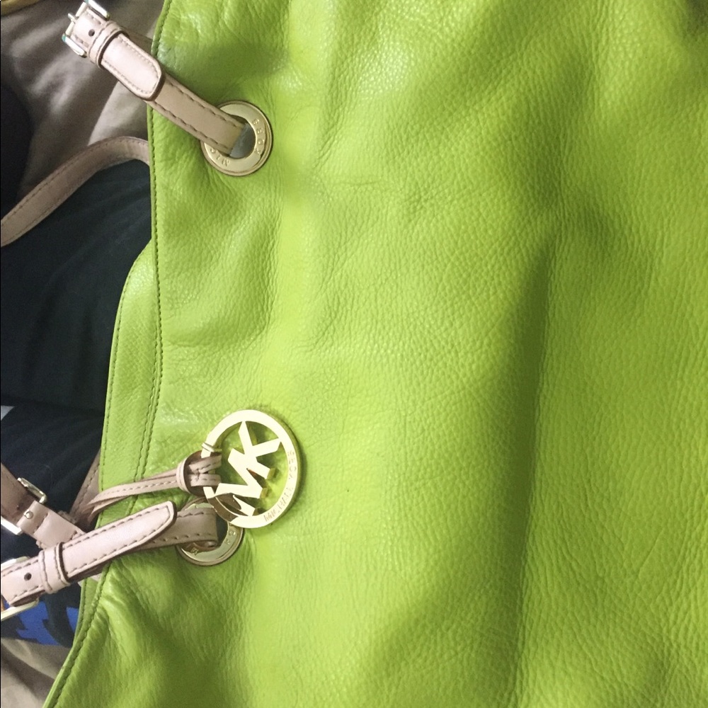 Michael kors purse/ tote